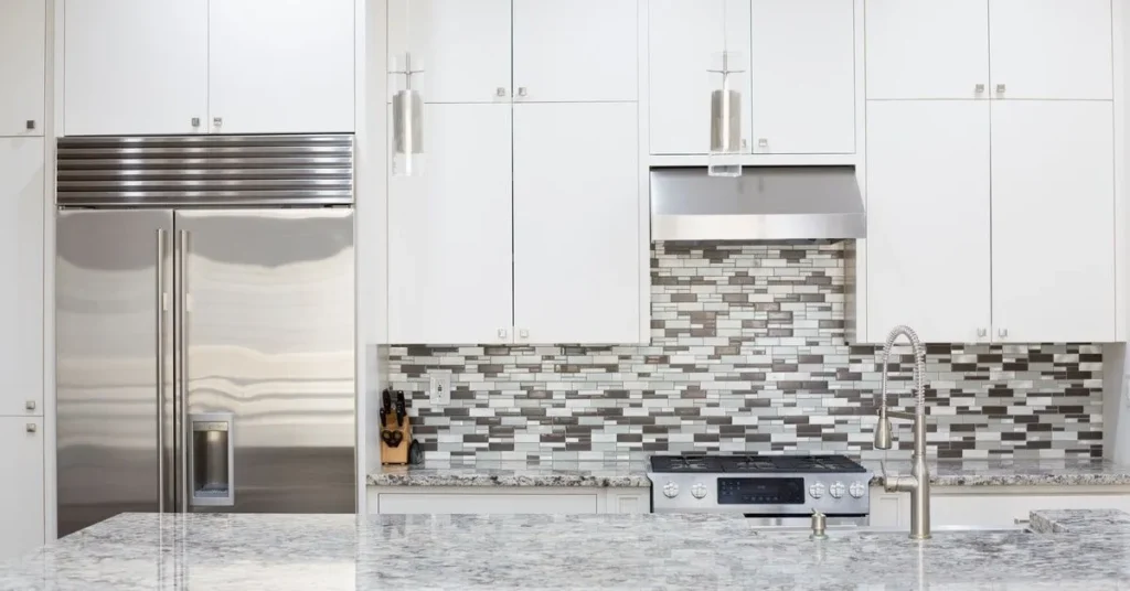 Seamless Countertop-to-Backsplash Slab Ideas